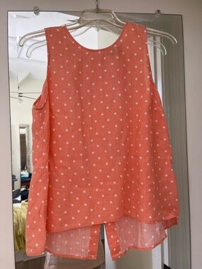 Kaari Blue sleeveless peach colored linen summer top size XL.